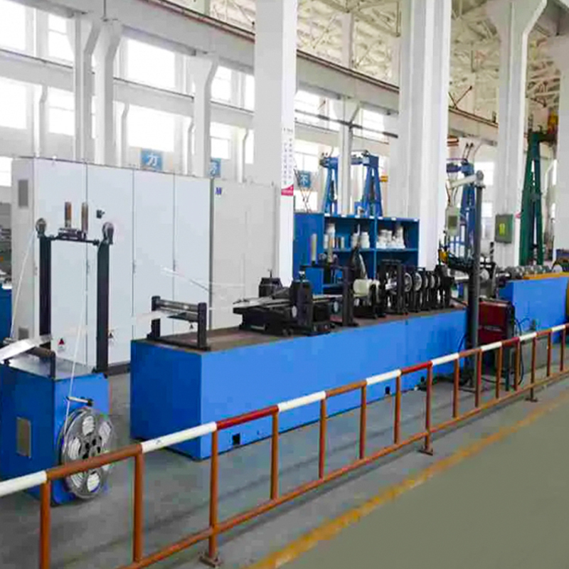 Kabel Kuasa Bertebat XLPE/PVC untuk Voltan Ternilai 0.6/1kV